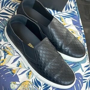 Gucci Black Loafers Sleek Slip-On Shoes